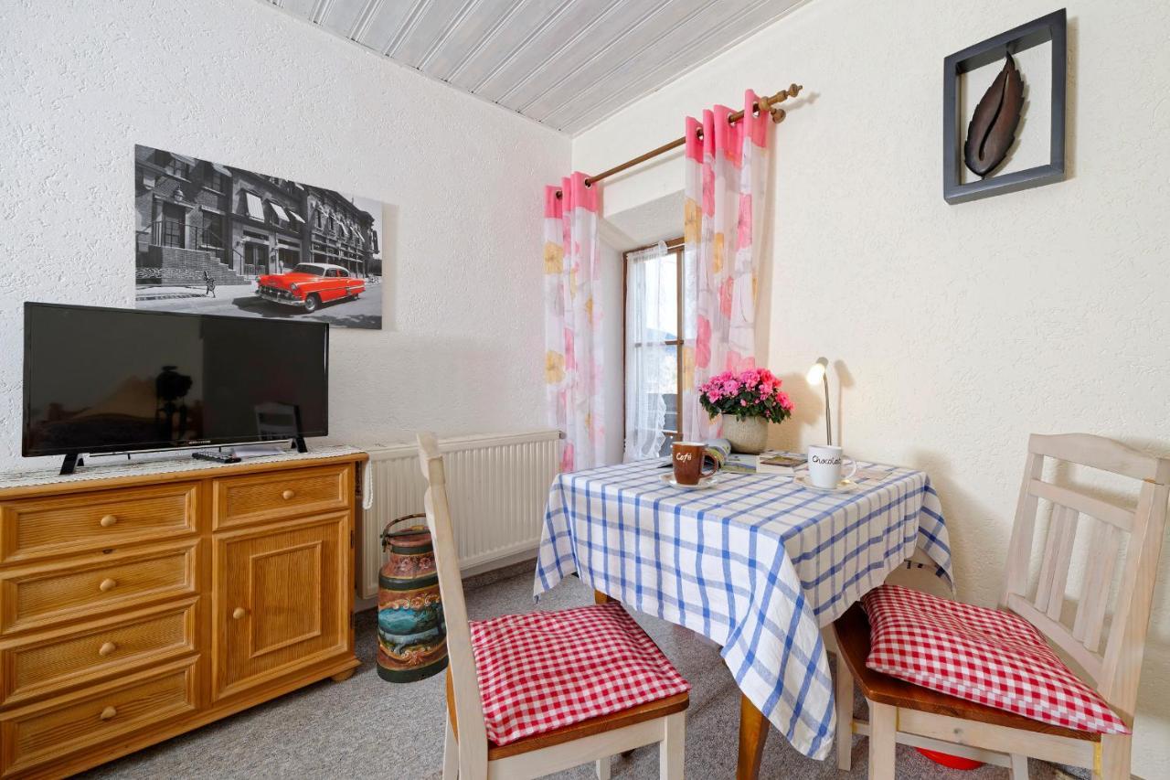 Gaestehaus Koyerbauer Boardinghouse Aschau im Chiemgau Buitenkant foto