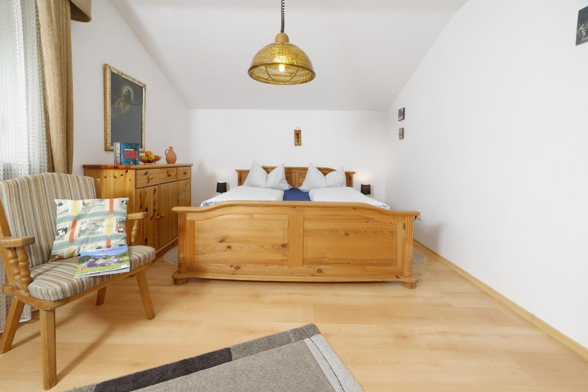 Gaestehaus Koyerbauer Boardinghouse Aschau im Chiemgau Buitenkant foto