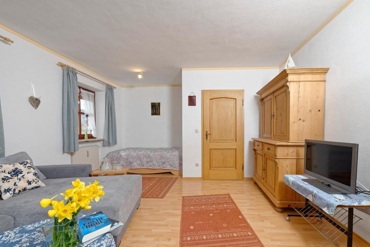 Gaestehaus Koyerbauer Boardinghouse Aschau im Chiemgau Buitenkant foto
