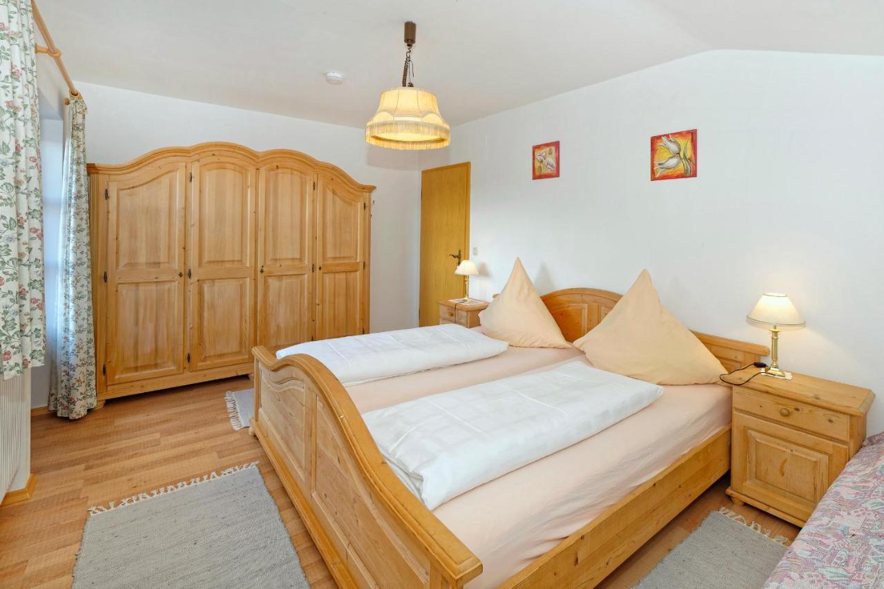 Gaestehaus Koyerbauer Boardinghouse Aschau im Chiemgau Buitenkant foto